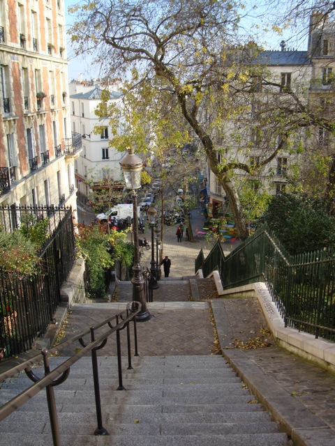 Montmartre Paris Back on the Rue de Steinkerque walk until the street ends 