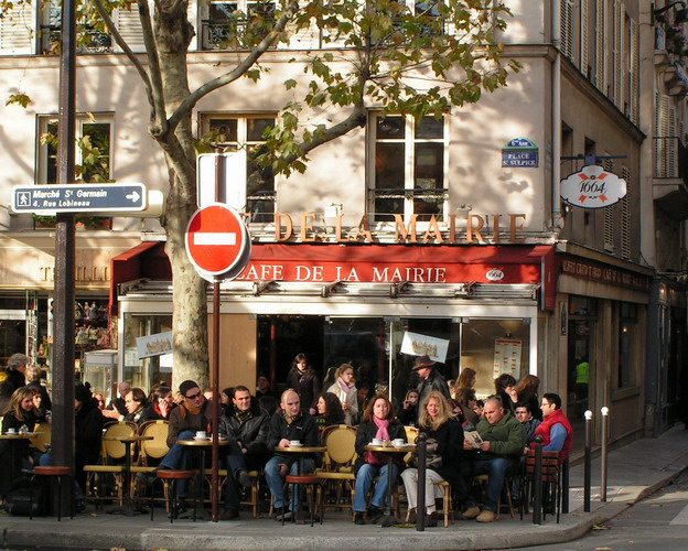 Cafe  de la Marie in Saint  Sulpice Square